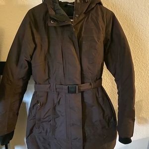 Women’s North Face Down Winter Coat - Medium